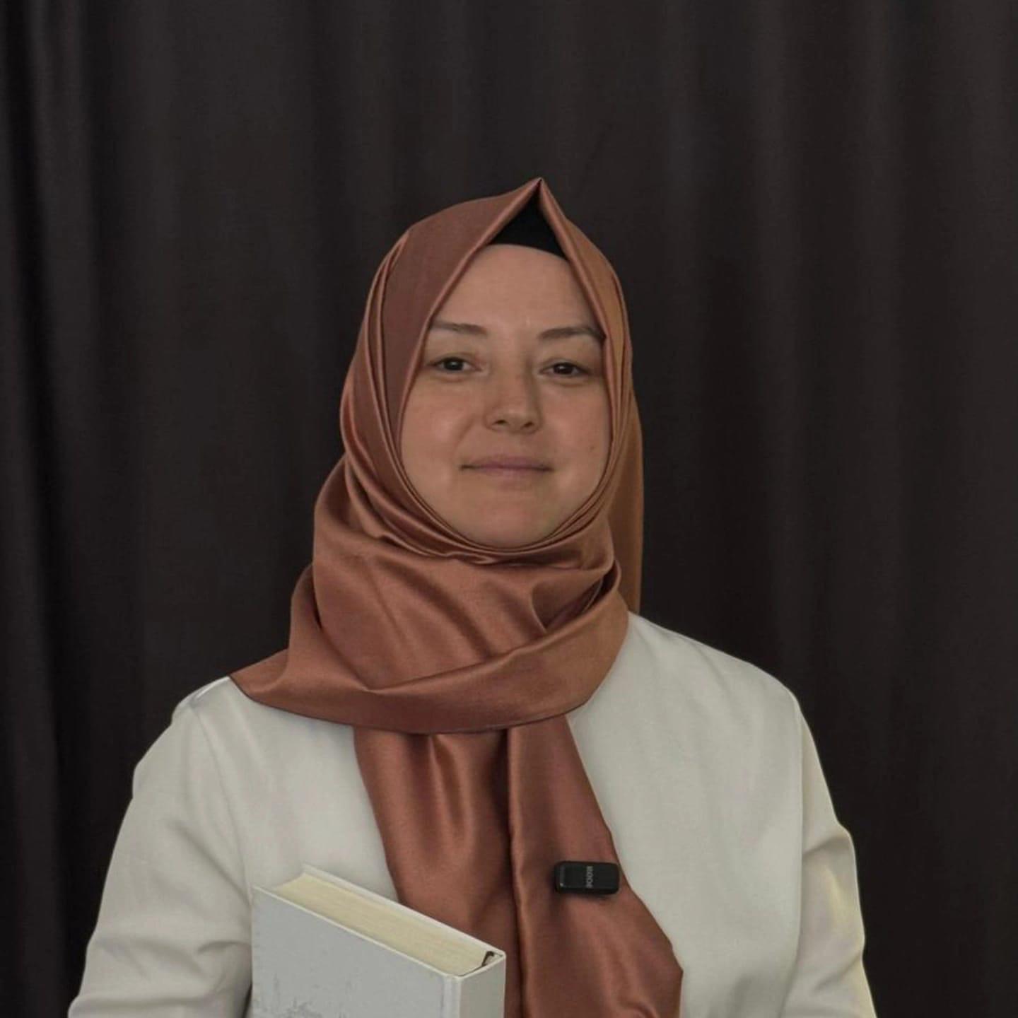 Dr. Nimet Keseli Ustabaşı portresi